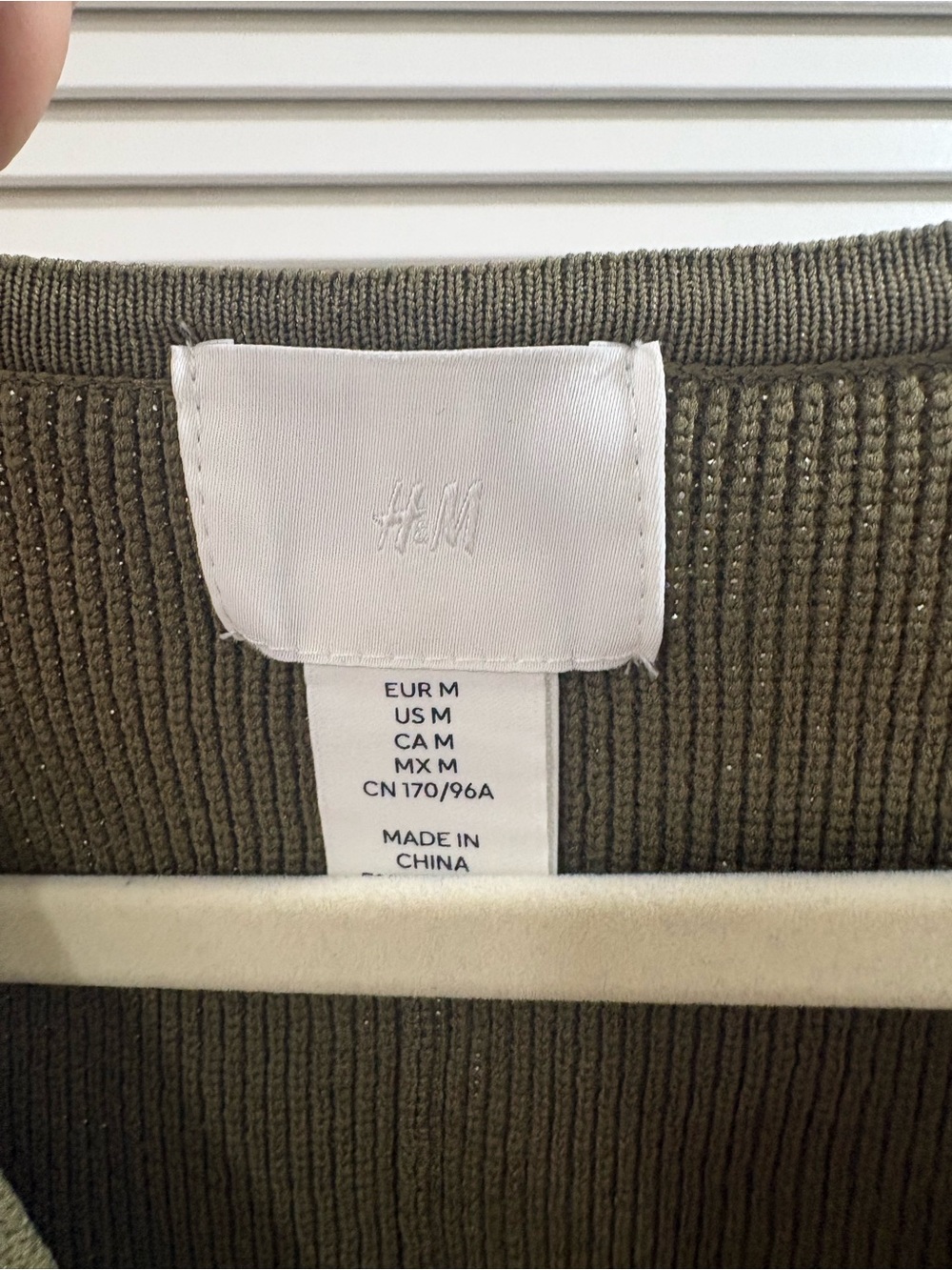 H&M Olive Ribbed Button-Front Flared Tank - Picture 2 of 3